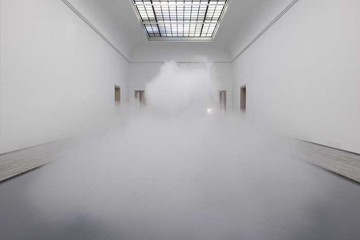 Fujiko Nakaya. Nebel Leben Installationsansicht / Installation view Haus der Kunst, 2022 Photo: Andrea Rossetti
